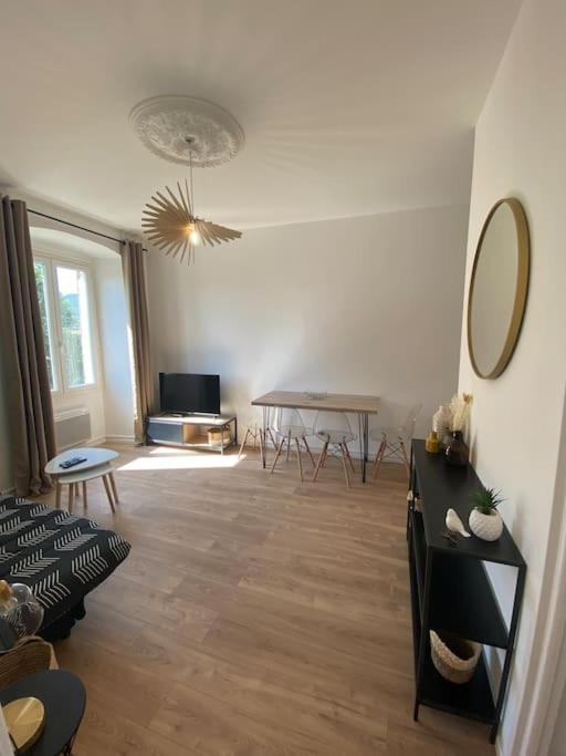 Corte Magnifique T2 45M2 Neuf 5 Personnes Place St Marcel Hyper Centre Wifi Lave Linge Tv Экстерьер фото